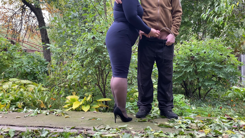 OurFetishLife: 我继母的特别关心