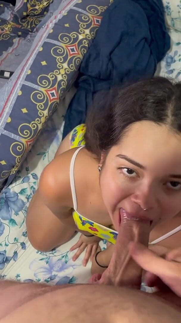 Sucking Soft and Feeling the Veiny Cock Get Hard Inside the Mouth - Facial Cumshot in Part 2 Available on Vip (Debora Mendes)
