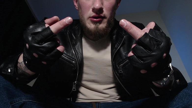 Hunky time: Deri Tükürüklü Alfa, Yem Hakimiyeti.