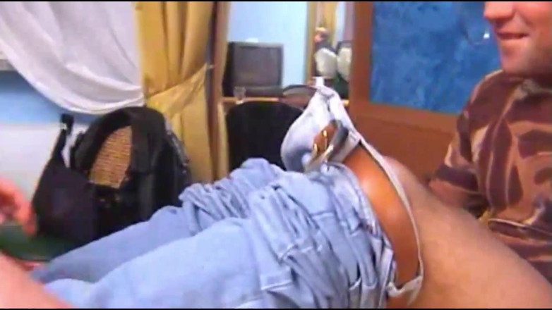 Italians at Home: Das Mädchen Aus Dem Osten Hat Keinen Spaß, Wenn Sie...