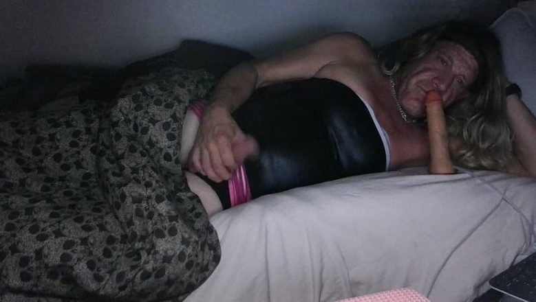 Queen Chalene: Wake up From a Sexy Dream