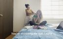 scarlettandc: Due donne del college scopano duro nella stanza