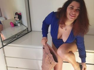 ExpressiaGirl Blowjob Cumshot Sex Inside Fuck Cum: Expressiagirl tettona e culona scompatta i nuovi costumi da bagno...