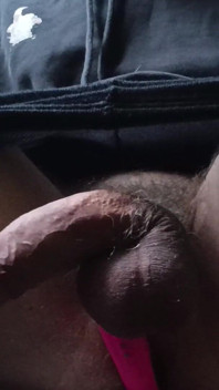 Hairy WBC Sissy venku – Edging končí s velkou zátěží