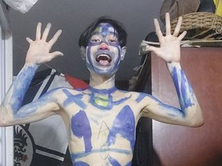 Clown likes to play with colors: Синяя цыпленка 2