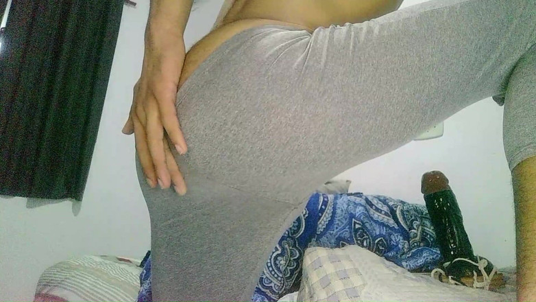 Virtual ToyBoy: Chlupatý nezbedný předvádí