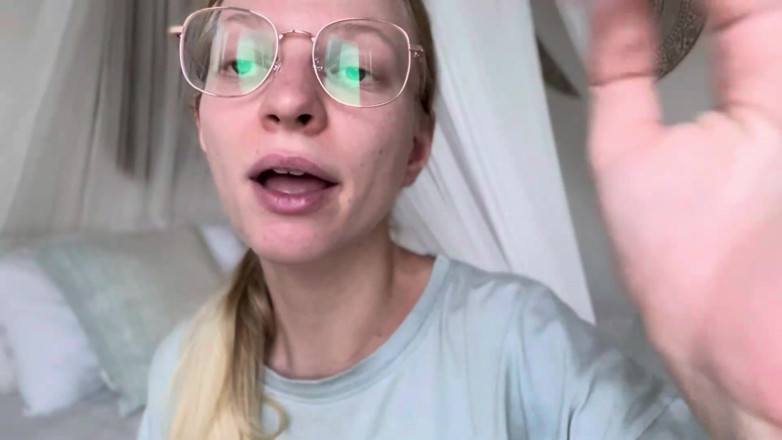 Goddess_Bella_Rae: Stepmommy Calls You a Good Boy - Asmr