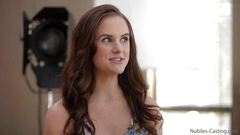 Nubiles Casting: Holly Michaels Cast Jayden Taylors Ep5 - S3:e3