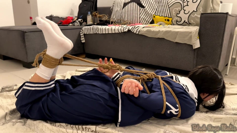 Miriam Slave: Výcvik svazování Toko Fukawa