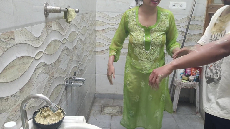 Hornycouple149: Indian Sutela Bhai Saw the Stepsister Doing the Scandal and...