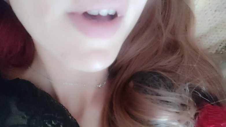 savannahamatoriale: Your beautiful smiling stepmother who ..