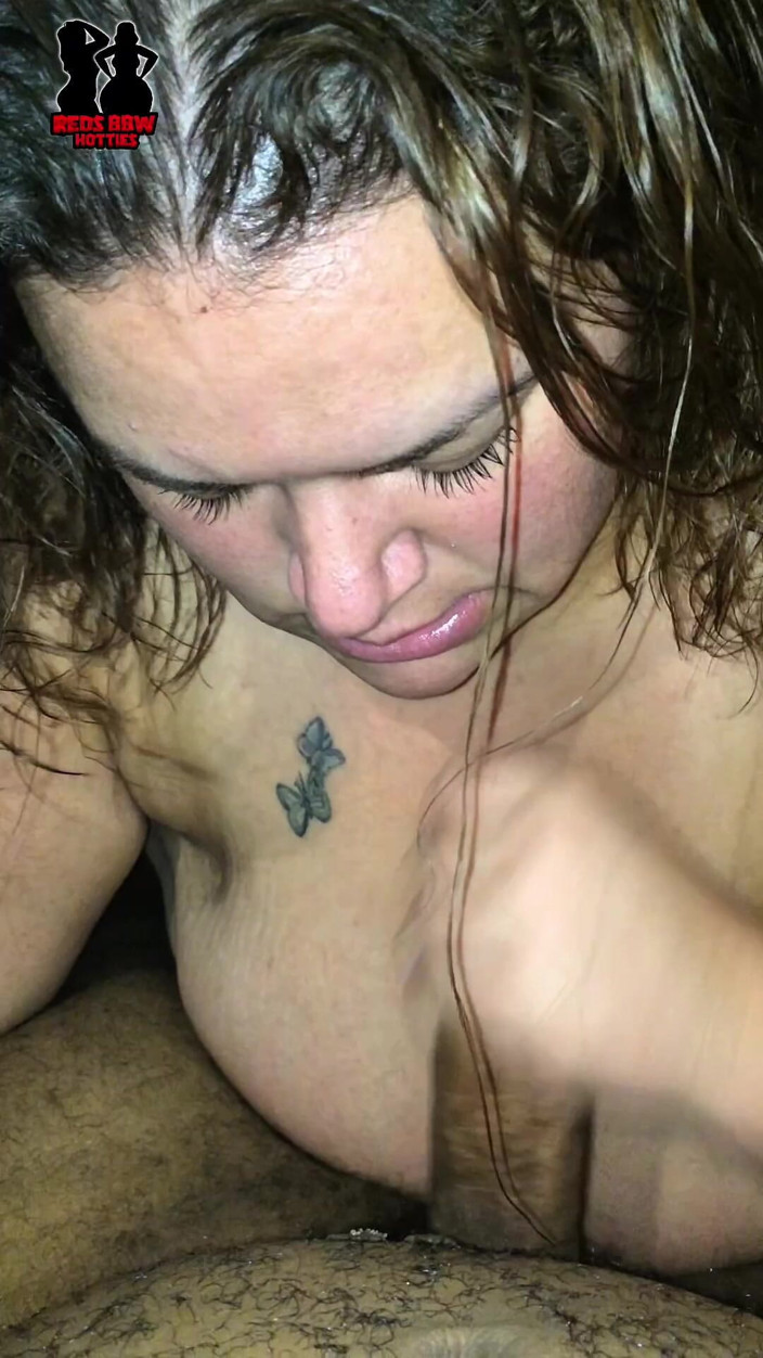 Reds BBW Hotties: Latino Cu Înregistrare De Acasă