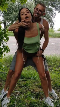 Between Truckers and Bushes We Do Not Miss Anything. Part 2