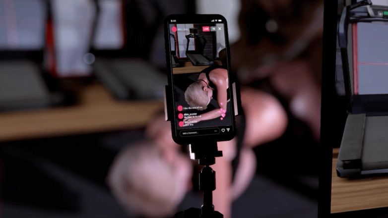 Why fuck so hard: 3Dかわいいブロンドのスラットミルフがヨガの先生と浮気