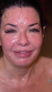 Veronica Avluv - gangbang & Bukkake