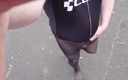 Carmen_Nylonjunge: Arrombar meia-calça no passeio de bicicleta 1