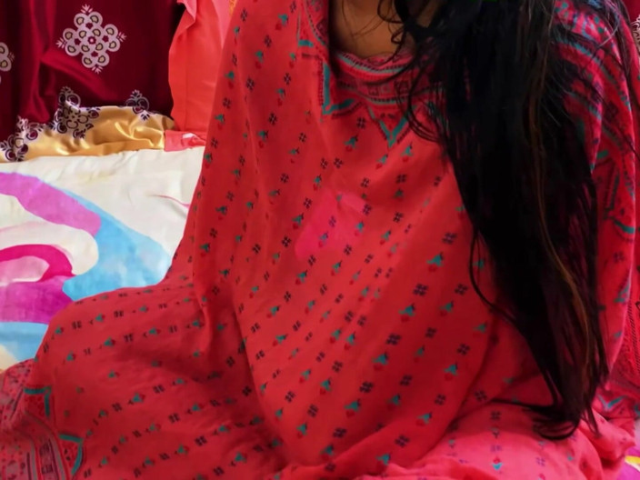 Bdsex24: Indiana louca por foder porque seu marido não está em...