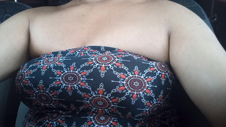 PATY PATY: Mama vitregă care se plimbă pe străzi o face să...