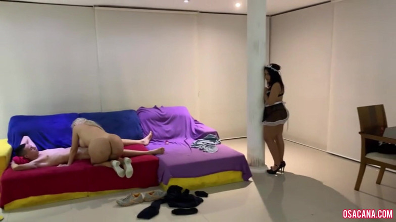 Amateur world: Gorący, biustny blondyn – amatorski film