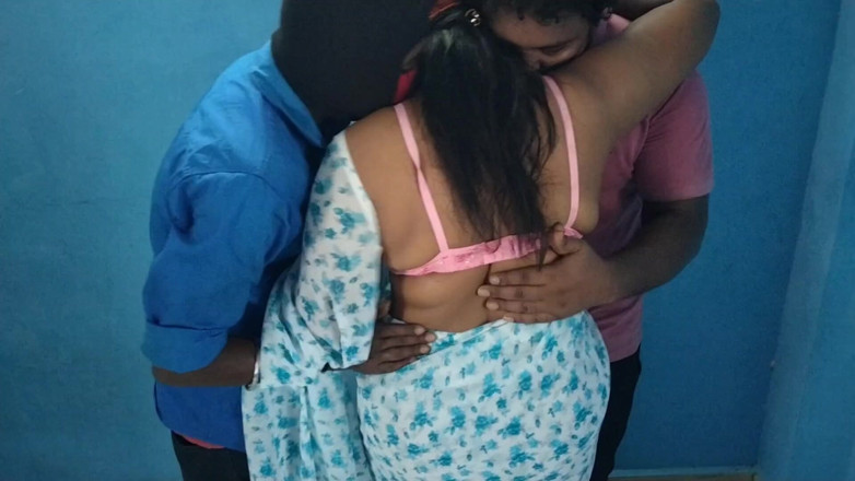 Benita sweety: 泰米尔三人行热辣性爱吮吸鸡巴同时视频