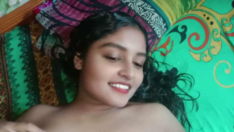 newsexmi12: Gadis imut pecah perawan untuk pertama kalinya. Seks hardcore yang...
