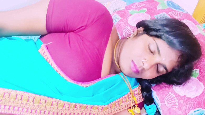 Telugu honey lips: Bhabi desi mengongkek abang tiri kecil suami Telugu bercakap kotor