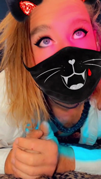 Lora Berry Sex Dance Hands Free Cum