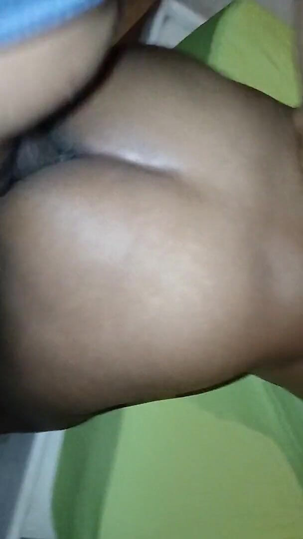 Elysami: Sexo Salvaje Con Mi Compañera De Cuarto En Doggy POV
