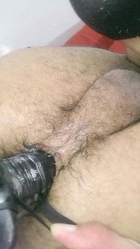 Main dubur panjang dengan dildo hitam besar saya