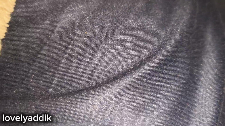 Lovelyaddik: Ibu Tiri Suka MenontonNya Di Bawah Selimut