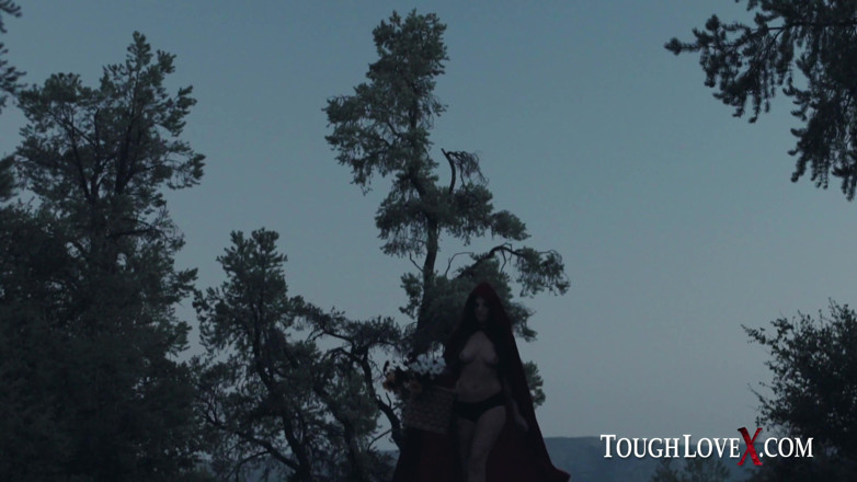 ToughLoveX: TOUGHLOVEX - Red riding hood Scarlett Mae meets Werestud