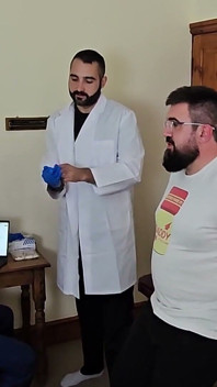 Gaura de verificare a ursului se întinde
