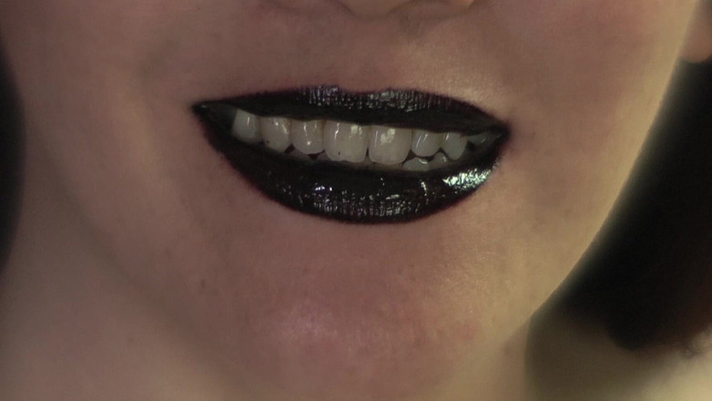 Evangelines Fetish: Tachinare cu ruj negru