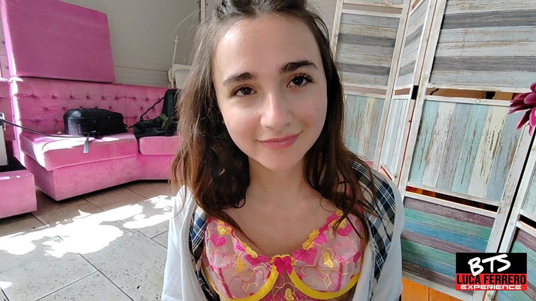 Ferrero anal experience: Hej, zlato, pomoz mi, protože se chystáme začít tu scénu.