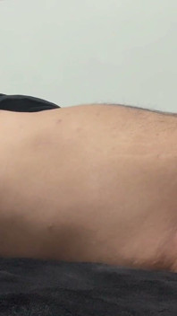 Un Gay Philippin Pulpeux Utilise De L’huile En Se Masturbant