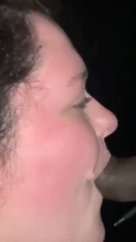 YoungEnglishBBW bbc Nata4sex pompino all'aperto mi sculaccia la figa culona