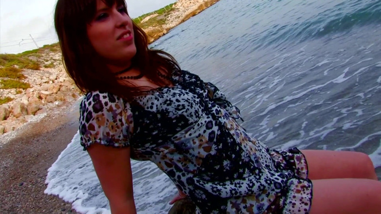 Italian Vintage Porn and MMV Clips: Açık havada eylemde güzel çifte penetrasyon