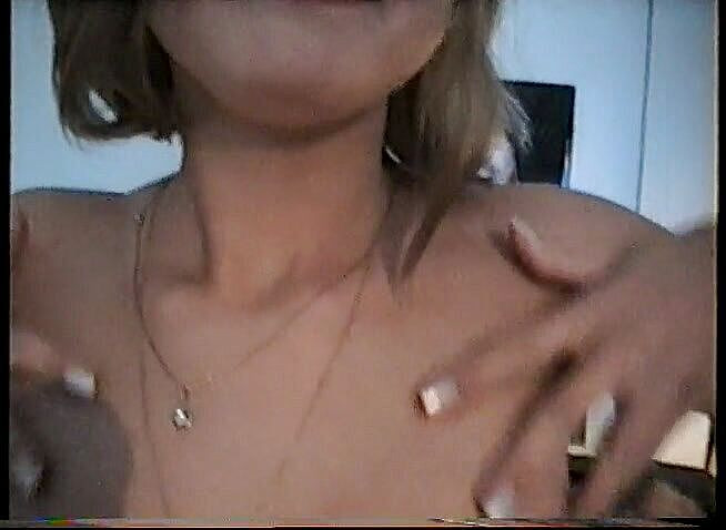 Flash Model Amateurs: Kåt kameraman älskar att slicka fitta