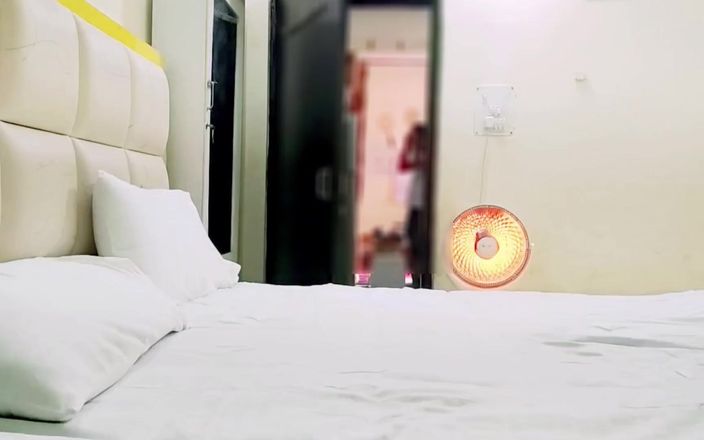 Ankita10000: Filmare în culise pentru Jija Sali în camera de hotel Nainital