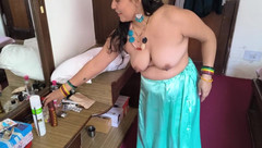 pujaprem: Desi Brudna suka przed Holi