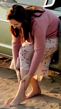 Masajeé y froté mis pies con suéteres para mi amante fetiche de pies lesbianas 66f