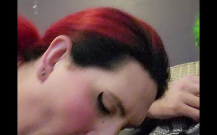 DaddyandLexa: Mtf asiatische transsexuelle weibliche Imprägnablelexa lutscht tief in den hals...