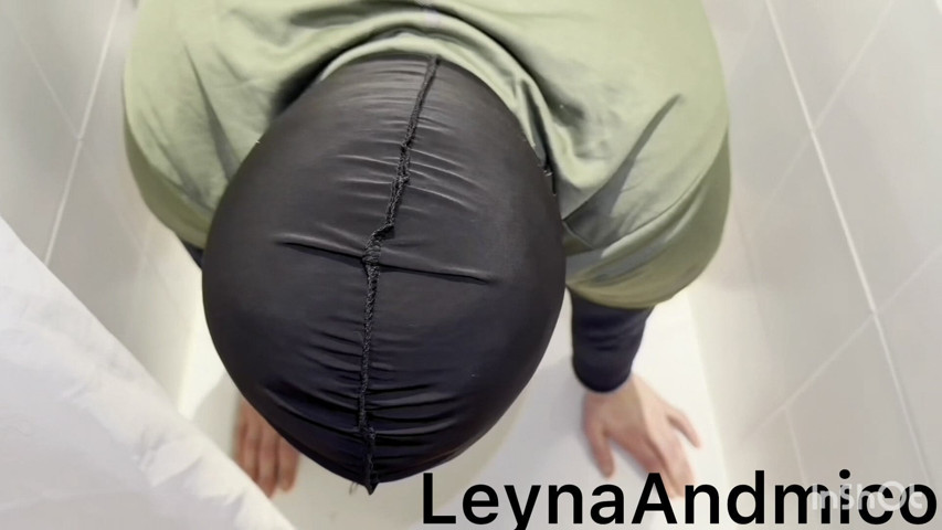 Face Sitting for My Submissive Before Pissing in His Mouth (Leyna and mico)
