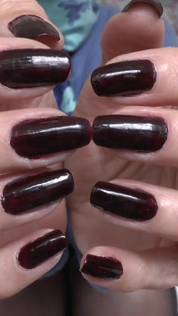 Dark Mysterious Fingernails, Lady Victoria Valente