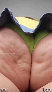 Buxom Sunshine