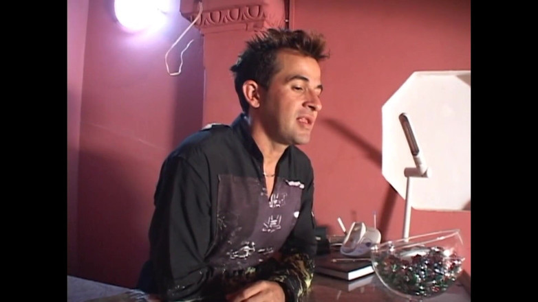 Mon Amie: Dva Latina gayové se baví na prahu anální