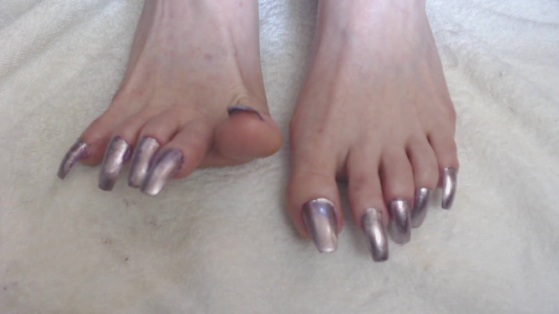 Abby Anna: Sexy silver metallic long long toenails