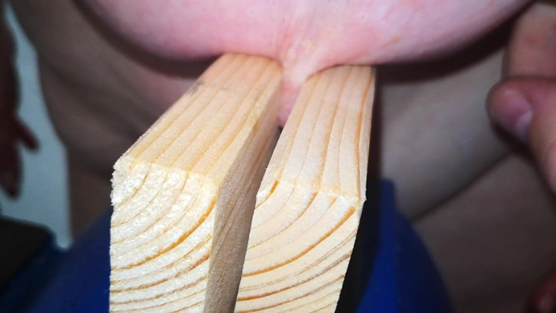 Bouncy Tits Action: Nipple squeezing in a vice