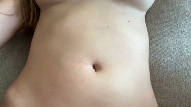 MiaPixie: Deep navel play - Mia pixie apne Bellybutton men khudaee karti...