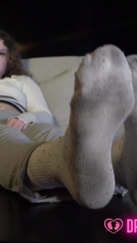ถุงเท้าสกปรกของ Laura - Dreamgirls in Socks